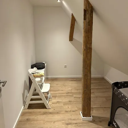 Helles Mit Dachbalkon & Kingsize-bett *